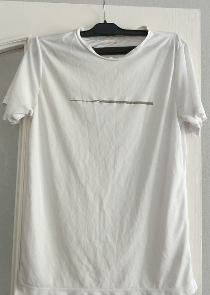 LCW tsort - Görsel 2