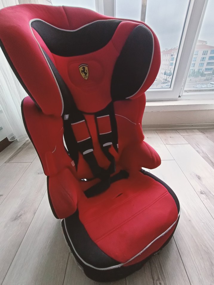 Kırmızı Ferrari Çocuk Araba Koltuğu - Görsel 3