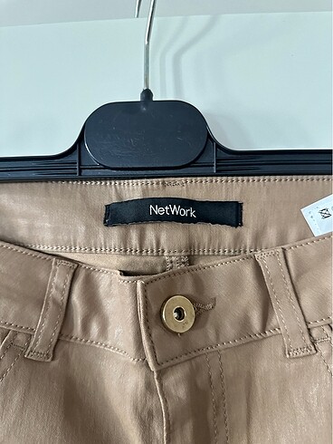 Network Network 28 beden Camel mumlu pantolon