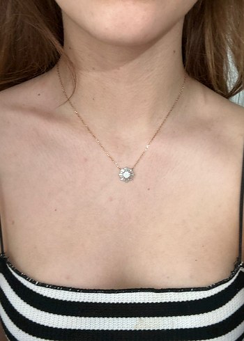 Beden Swarovski Altın Renkli Kadın Kolye