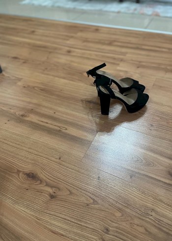 Siyah Stiletto Topuklu Kadın Ayakkabı - Görsel 2