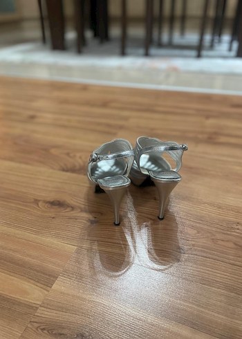 Gri Yılan Desenli Platform Topuklu Kadın Ayakkabı - Görsel 5