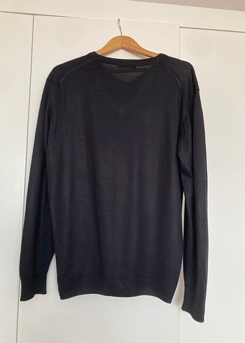 Siyah V Yaka Erkek Yün Kazak - Görsel 2