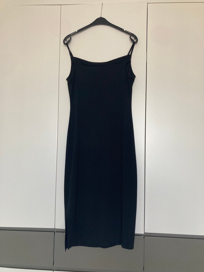 Uzun Siyah Gotik Kadın Abiye Elbise - Görsel 3