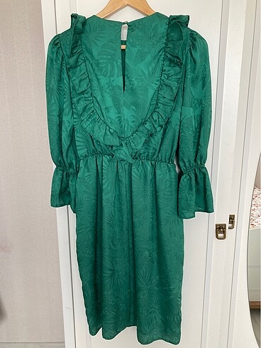 Adl marka S yeşil fırfırlı elbise - Görsel 2
