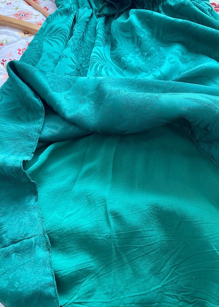 Adl marka S yeşil fırfırlı elbise - Görsel 4