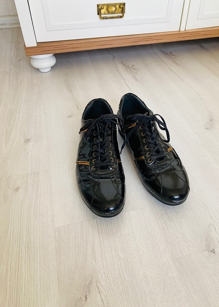 İnci 44 numara snekers ayakkabı - Görsel 2