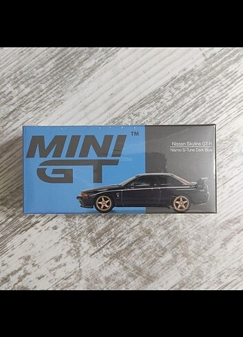 Mini gt r32 