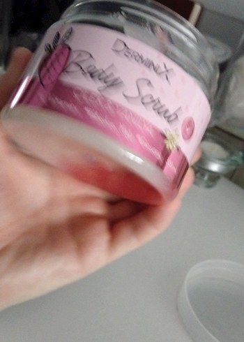 Derminix Çilek & Vanilya Vücut Peelingi 300 ml - Görsel 3