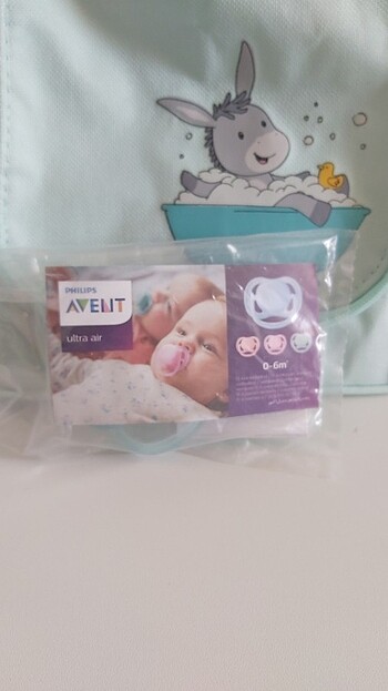 Avent Emzik ve hediye seti çantalı