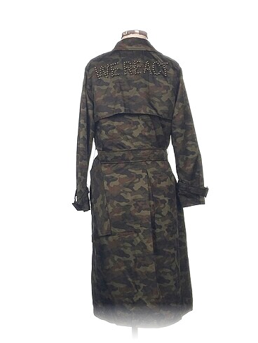 38 Beden Quzu Trenchcoat %70 İndirimli.