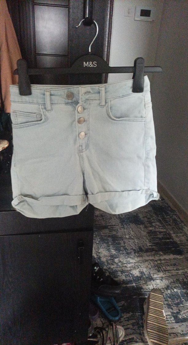 açık mavi Mini Düğmeli Kadın Denim Şort - Görsel 3