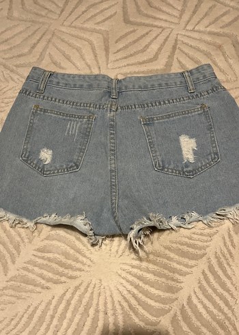 Kadın Mavi Yırtık Mini Denim Şort