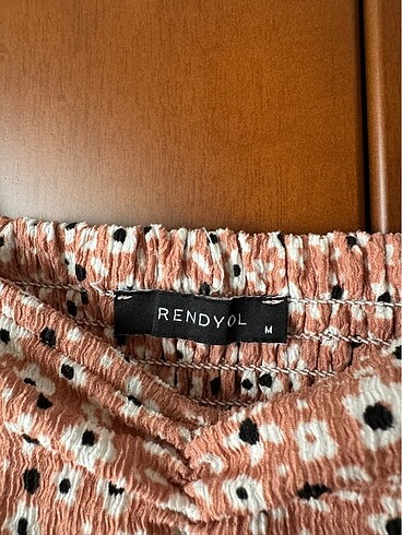 Trendyol & Milla Crop üst