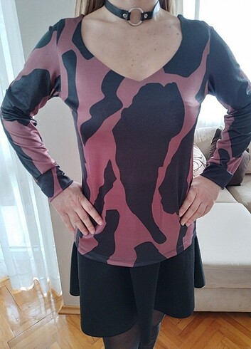 2XL-3XL V YAKA DESENLI MIKRO BLUZ YENI SEZON