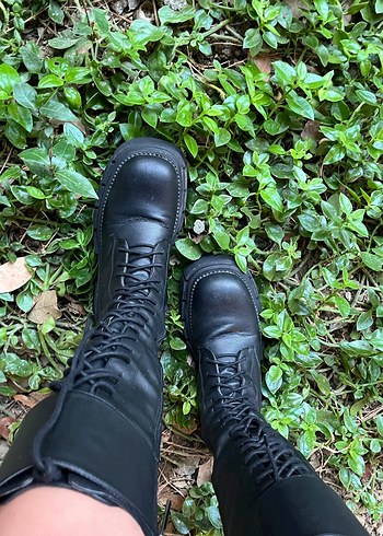 Koyu Yeşil Gotik Platform Topuklu Lastik Bot Bershka