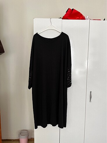 Tunik kolları taşlı