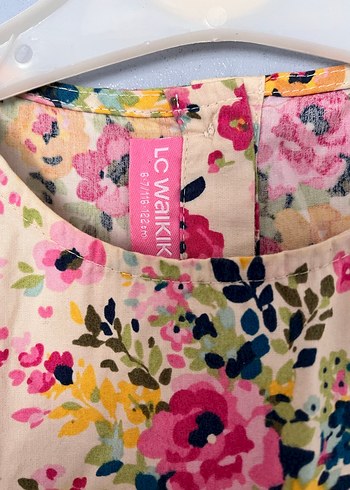 Çiçek Desenli Kolsuz Kız Elbisesi - Görsel 2