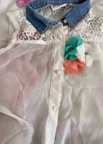 Kız Çocuk Dantel Detaylı Denim Etekli Bluz - Görsel 3
