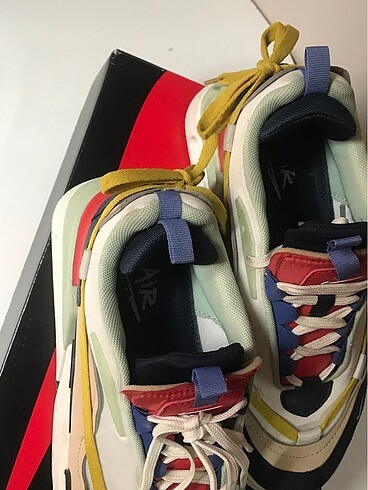 40 Beden Nike spor ayakkabı