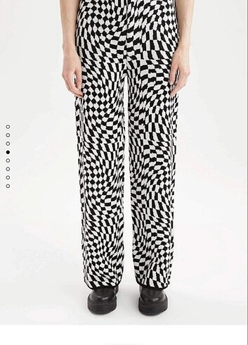 Regular Fit İspanyol Paça Dama Desenli Triko Pantolon