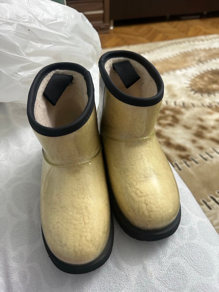 UGG kız çocuk Beyaz Parlak Dolgu Topuk Bot - Görsel 2