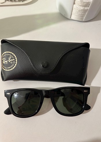 Ray-Ban Siyah Parlak Klasik Kadın Güneş Gözlüğü - Görsel 3