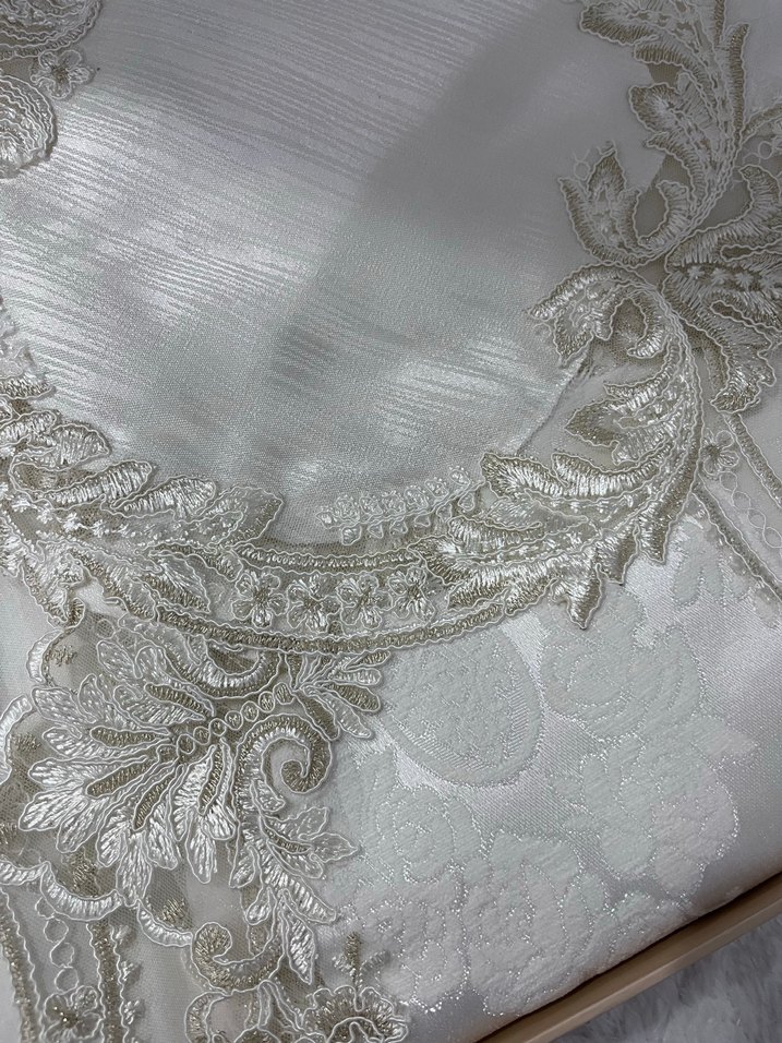 Krem yatak örtüsü - Görsel 2