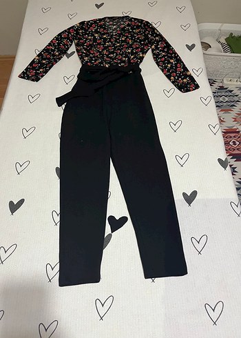 1.50 cm boya uygun V Yaka uzun kollu desenli tulum - Görsel 2