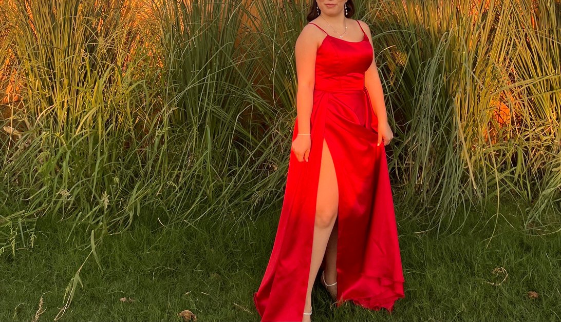 Parlak Kırmızı Uzun Askılı Abiye Elbise 155 boy içim uygun - Görsel 3