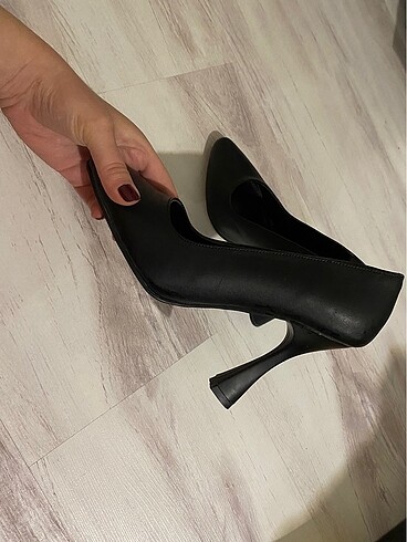 Diğer Siyah Klasik Stiletto