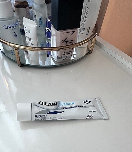 La Roche Posay İaluset krem