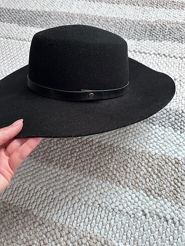 H&m yün şapka