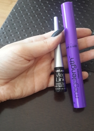 Wet n wild wet and wild maskara + eyeliner