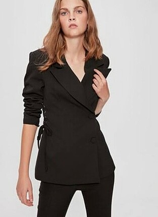 Yanları bağlamalı blazer