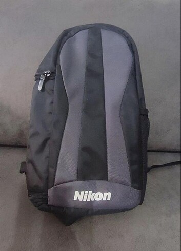 Nikon fotoğraf makinesi çantası bölmeli