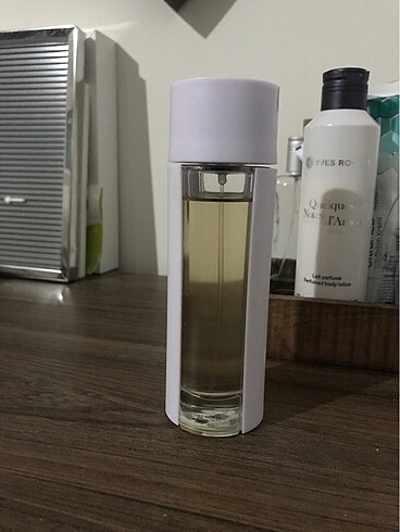 Zara Zara lily pad parfüm