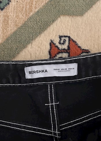 Tokalı Bol Kesim Kadın Kot Pantolon - Görsel 3