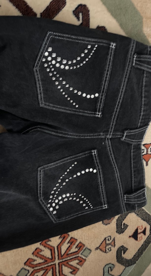 Tokalı Bol Kesim Kadın Kot Pantolon - Görsel 4