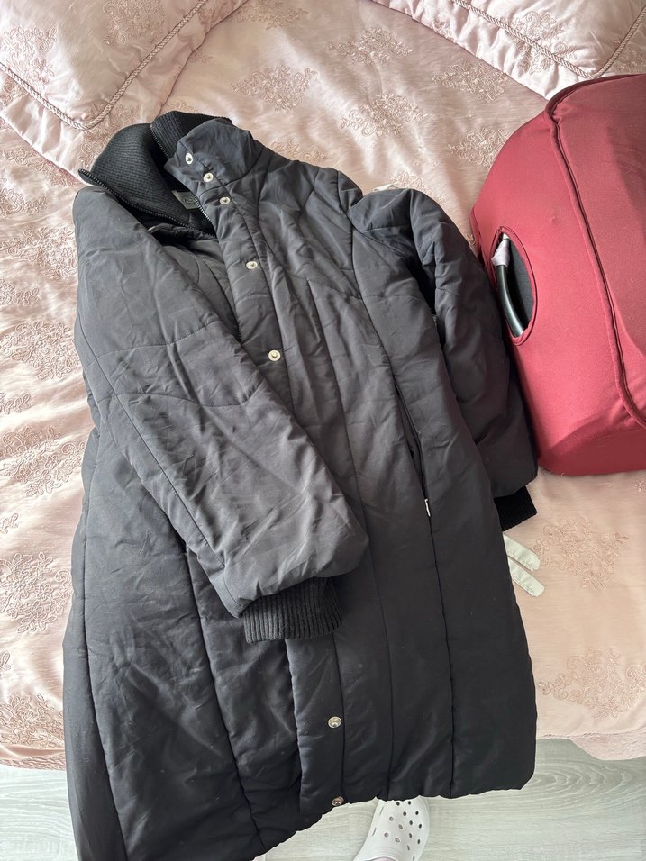 Siyah Düğmeli  Kadın Kışlık Mont - Görsel 3