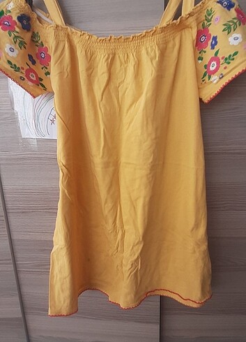 12-13 Yaş Beden Sarı çiçekli 12 ve 13 yaş kız elbisesi