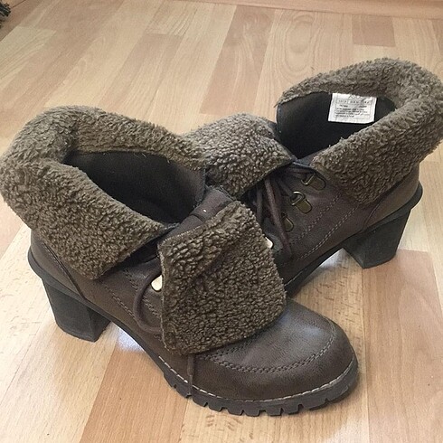 LC Waikiki TOPUKLU BOT