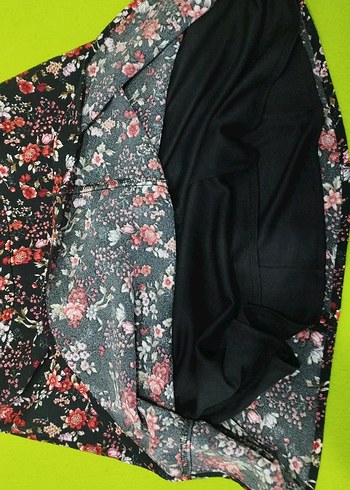 Çiçek Desenli Fırfırlı Mini Etek - Görsel 4