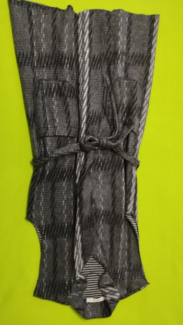 Gri Bağcıklı Kadın yelek - Görsel 2