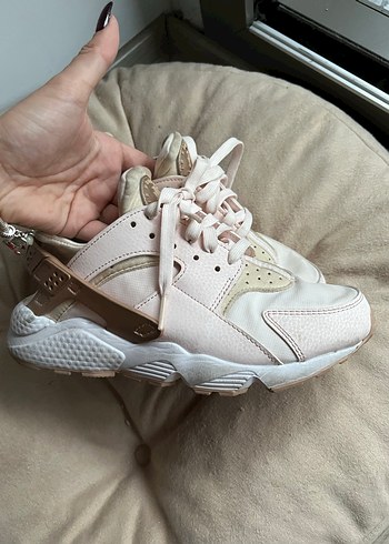 Bej ORJİNAL NİKE HUARACHE