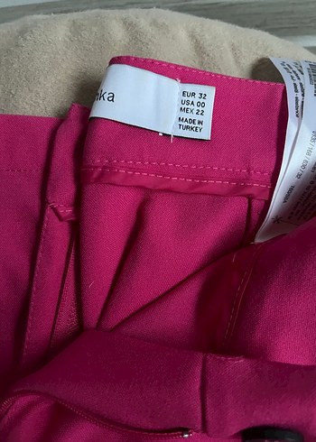 Kadın bershka pull and bear Pamuk Kumaş Pantolon - Görsel 3
