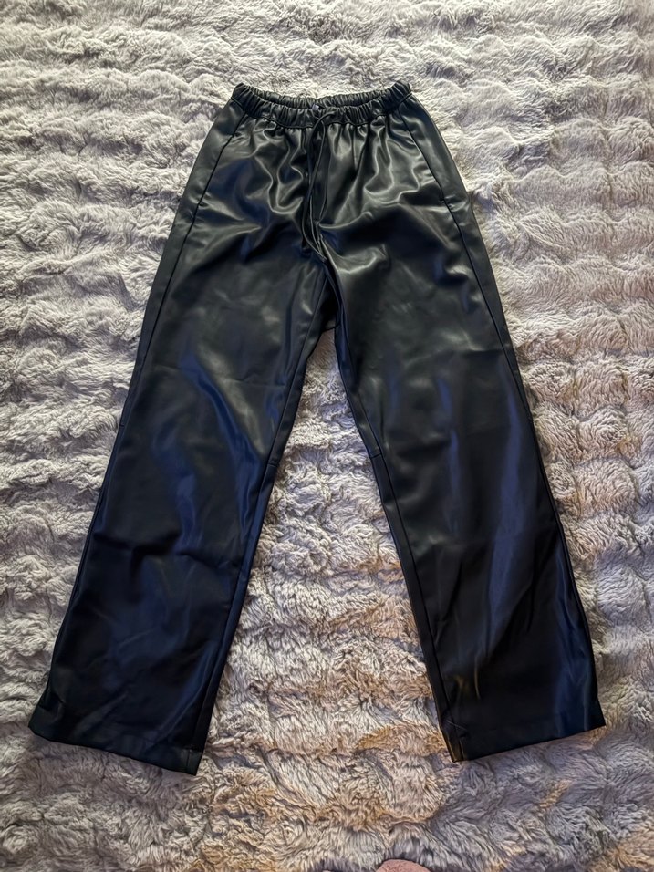 Bershka Gri Kısa Suni Kürk Detaylı Mini Etek - Görsel 3