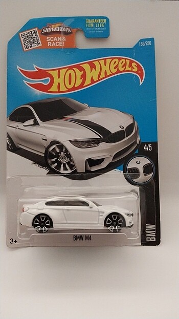 HOT WHEELS BMW M4 / TOYOTA TACOMA