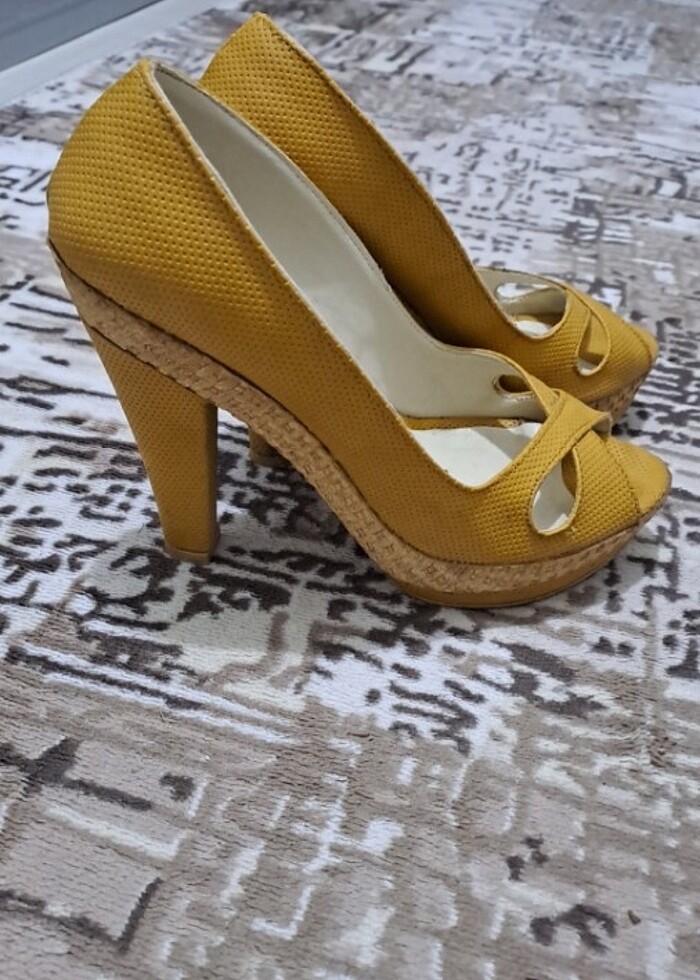 Topuklu ayakkabı  - Görsel 2