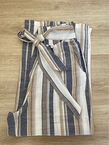Bağlama detaylı keten pantolon